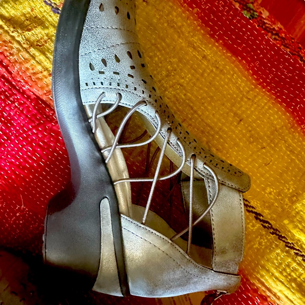 Brand new Jbu shoes